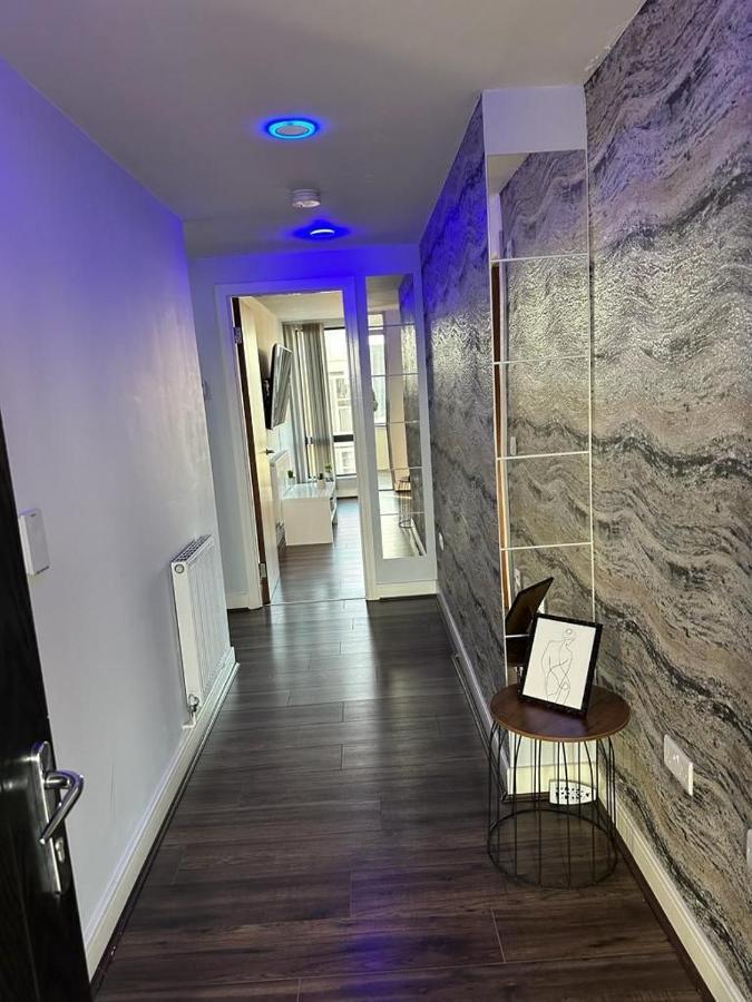 Luxury 9Ine Beautiful Bull Ring Apartment Free Parking Birmingham Kültér fotó