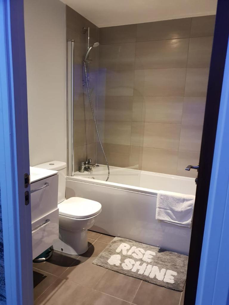 Luxury 9Ine Beautiful Bull Ring Apartment Free Parking Birmingham Kültér fotó